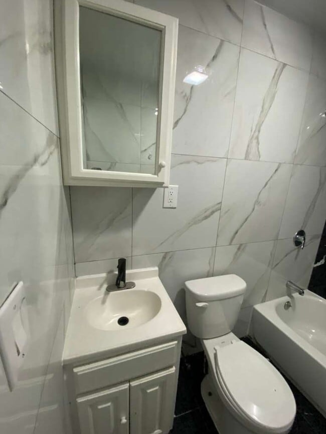 Photo - 26 Mulberry St Unit Apt 1