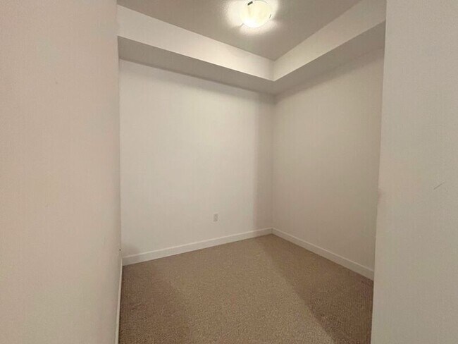 Photo - 125 Shoreview Pl Unit 103