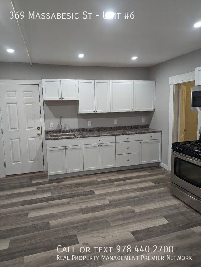 Photo - 369 Massabesic St Unit #6