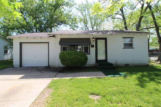 Building Photo - 507 Geneva St