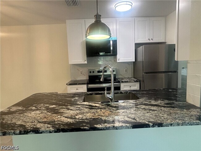 Photo - 2875 Winkler Ave Unit 511