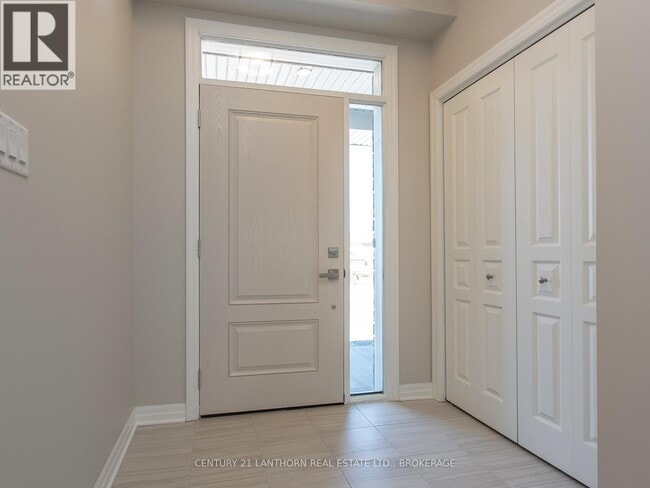 Photo - 314 Holden St