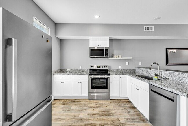 Photo - TDY, Cruisers Welcome!