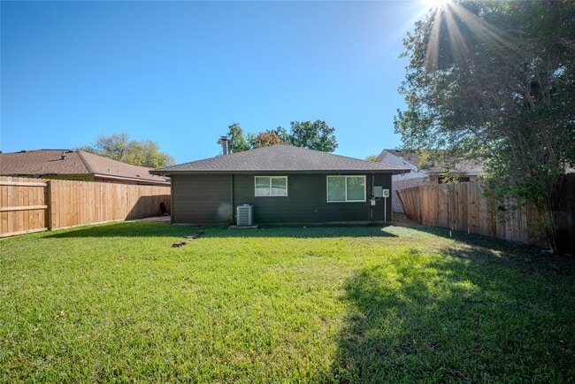 Photo - 16250 Camino Del Sol Dr