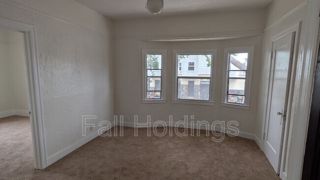 Photo - 1438 Alcatraz Ave Unit B
