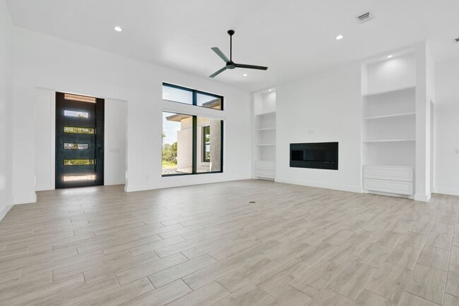 Photo - 364 Private Rd 2771