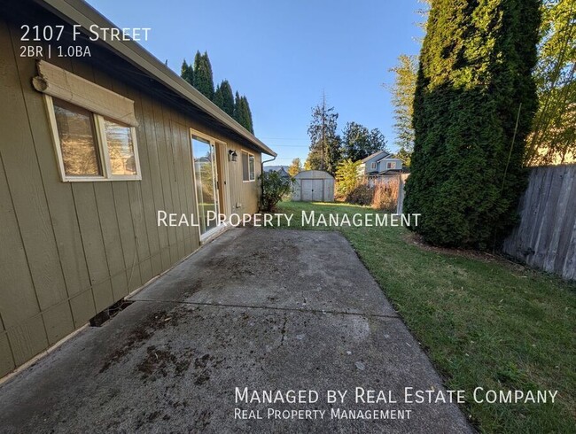 Photo - 2107 F St