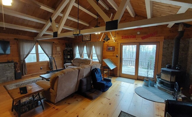 Photo - 176 Harrington Rd