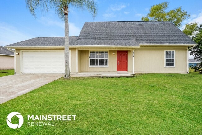 Building Photo - 2044 NE 20th Terrace