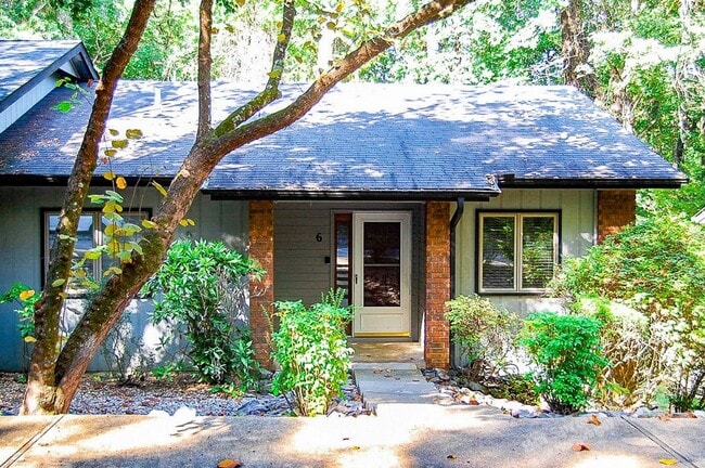 Photo - Cortez Courts | Townhome | Furnished