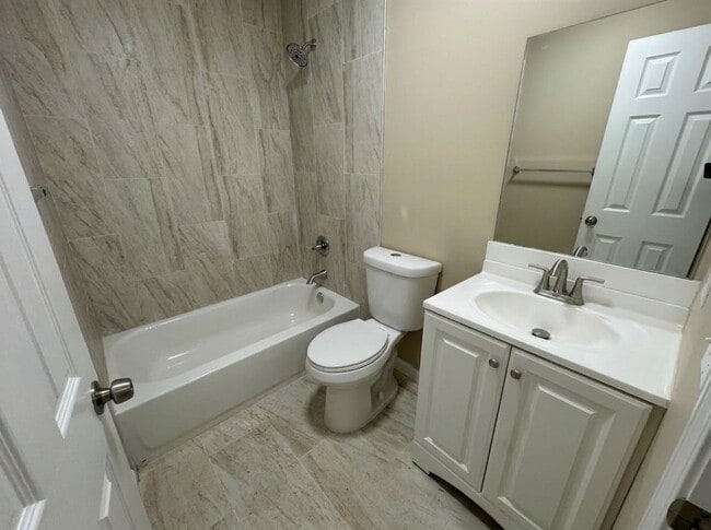 Photo - 1255 Amelia Ave