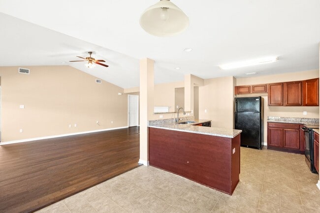 Photo - 3235 Bellingrath Dr