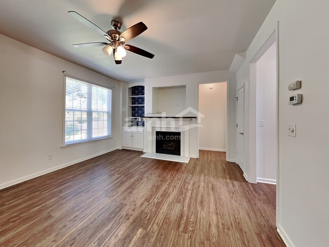 Photo - 145 Pearson Place