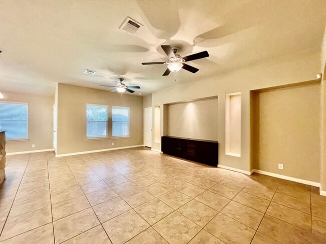 Photo - Immaculate Home In A Great Neighborhood!
