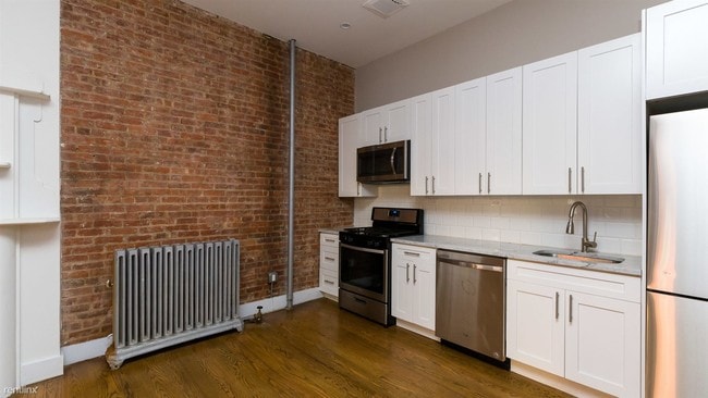 Photo - 1022 Bedford Ave Unit Apt 1L