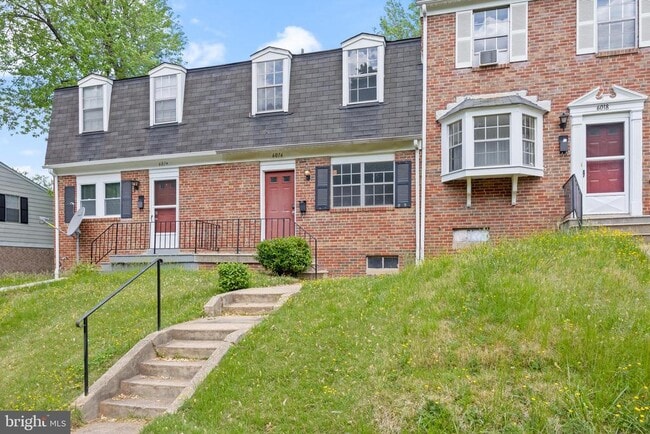 Photo - 6016 Marquette Rd Townhome
