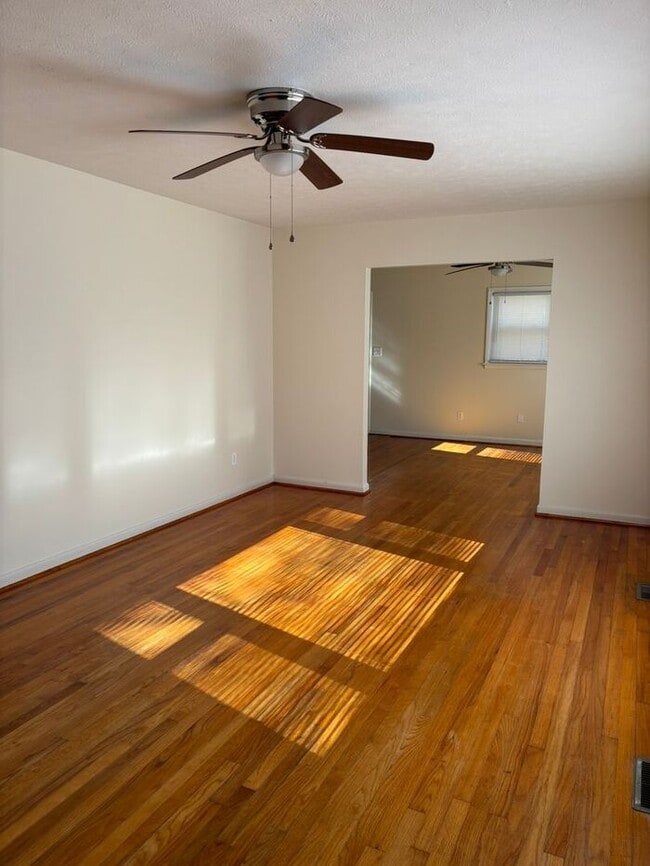 Photo - 7522 Decatur Dr