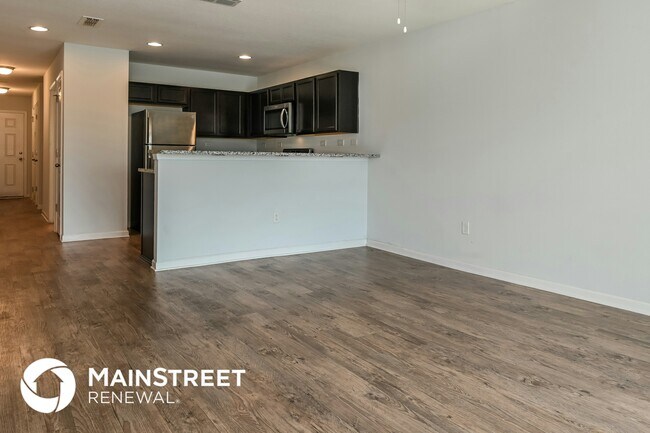 Photo - 541 Eiseman Wy