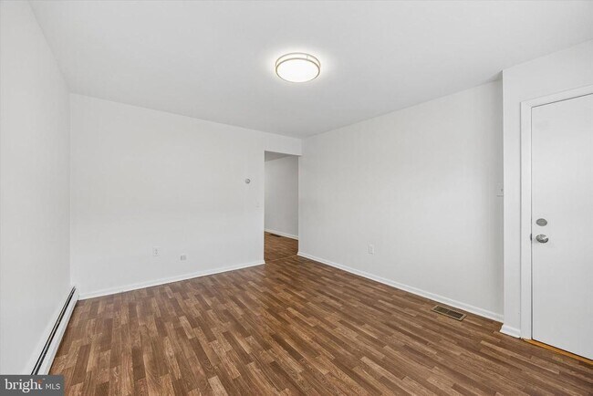 Photo - 362 Ripka St