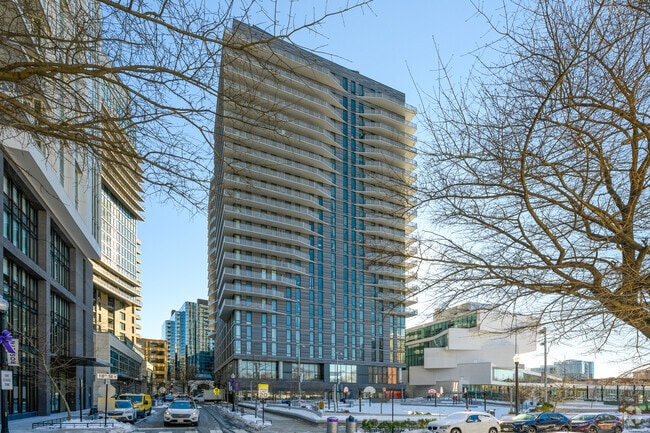 1559 Wilson Blvd - The Pierce