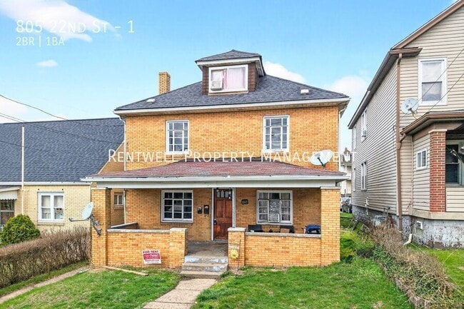 Building Photo - 805 22nd St Unit 1