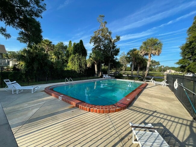 Photo - Townhome in Ormond Beach