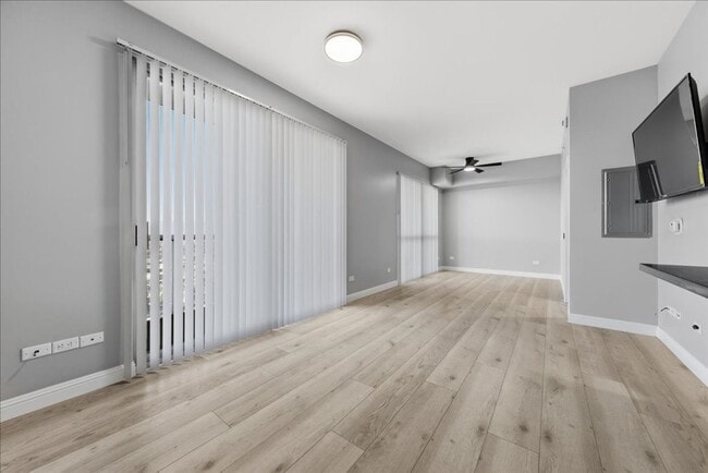 Photo - Stunningly Remodeled Studio High-Rise Unit For Rent