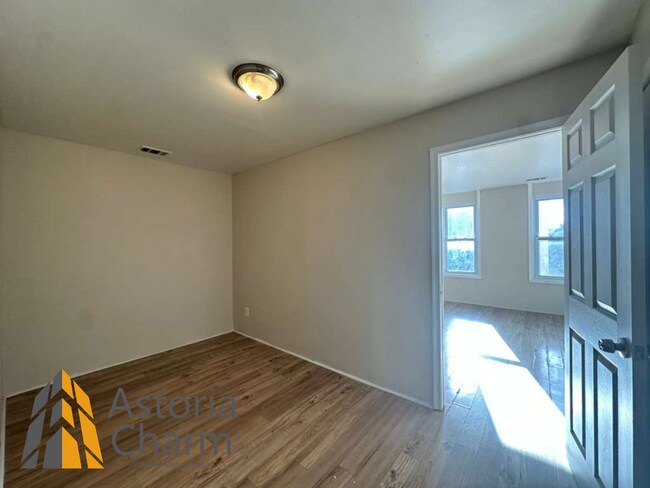 Photo - 910 Edmondson Ave Unidad 2