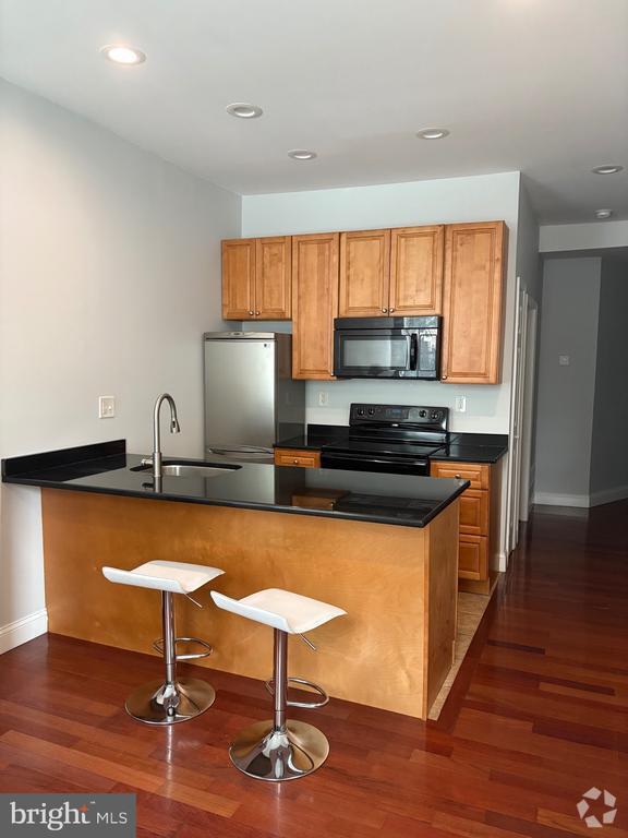 Building Photo - 929 S 13th St Rental