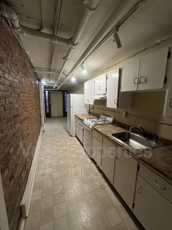 Photo - 16 2nd St