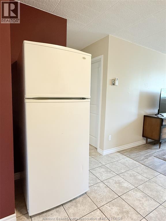 Photo - 360 Tecumseh Rd W Unité 301