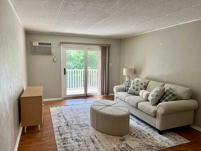 Photo - 600 Campbell Cir Unit 7i
