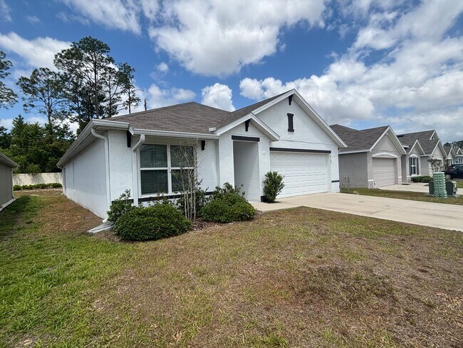 Photo - Greystone Hills - 3/2/2 ***Won't Last*** House