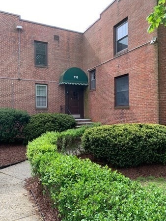 Photo - 116 Floral St Unit 4