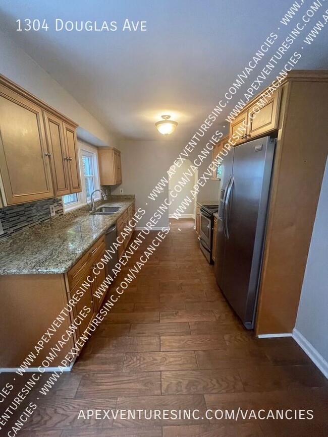 Photo - 1304 Douglas Ave