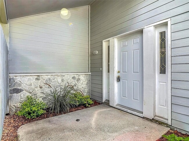 Photo - 289 Gull Dr S