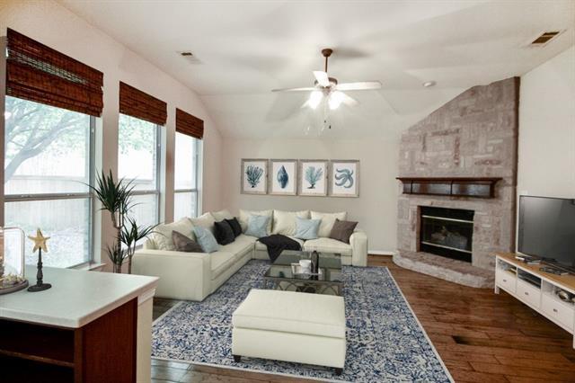 Photo - 1570 Bonham Pkwy