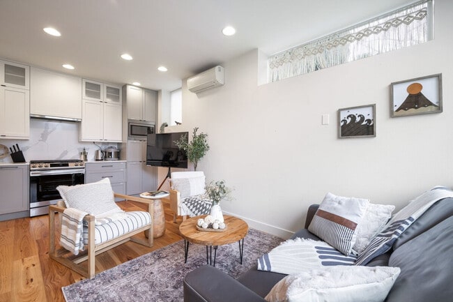 Photo - 67C W Dravus St Unit ID1035901P