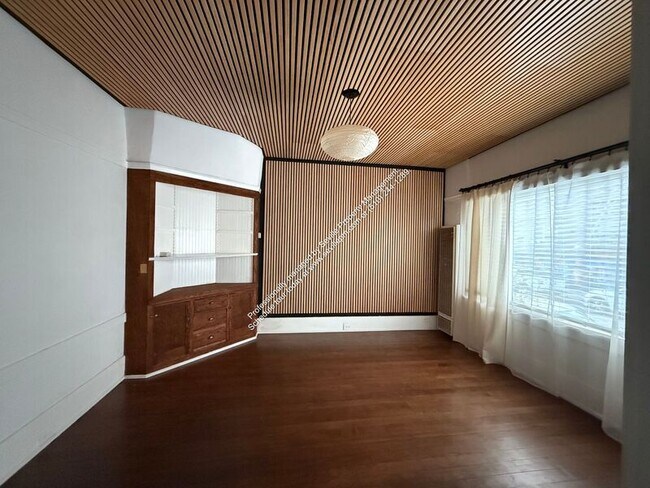 Photo - 1808 Filbert St