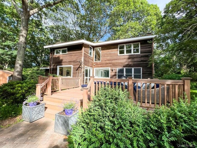 Photo - 1045 Wagon Wheel Ln