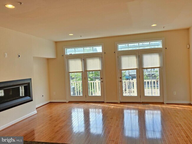 Photo - 3607 Katherine Way Townhome