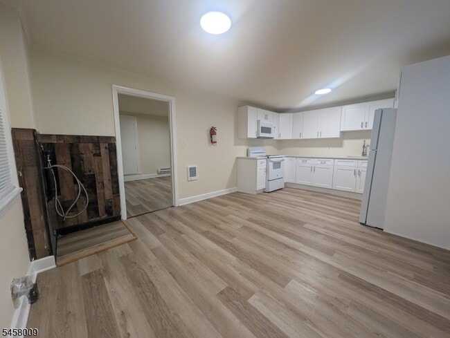 Photo - 100 Washington St Unit A