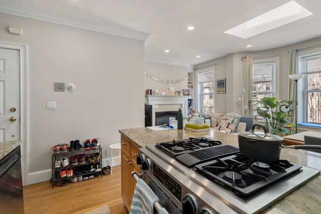 Photo - 116 Brook St Unit 3