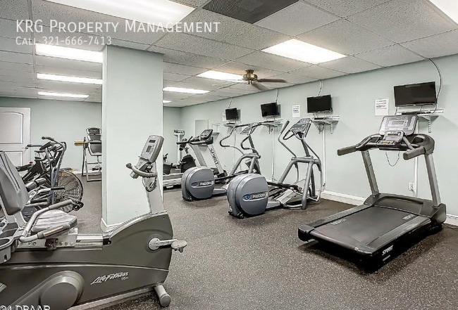 Photo - 935 N Halifax Ave Unit 402