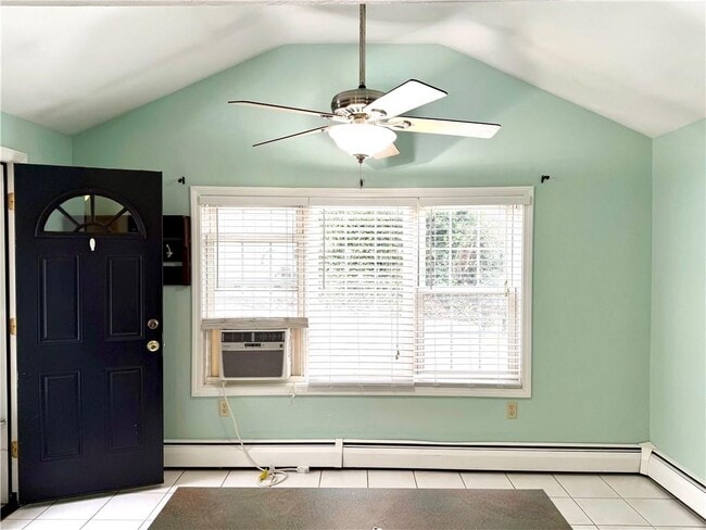 Photo - 99 Marlborough St Unit A