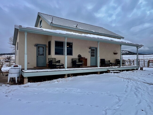 Building Photo - Rural Home for Rent in the Country