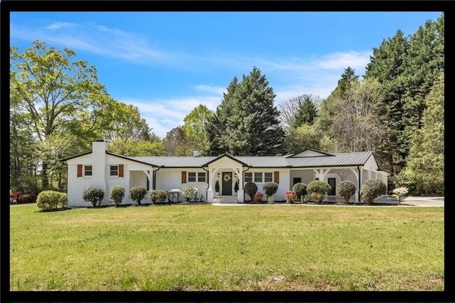 Photo - 405 Playground Rd House
