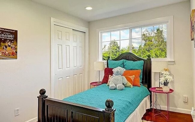 Photo - Beautiful, recently remodeled 4 bedroom, 3...