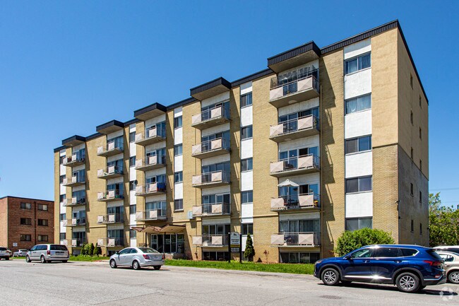 Building Photo - 1425 Rosenthal