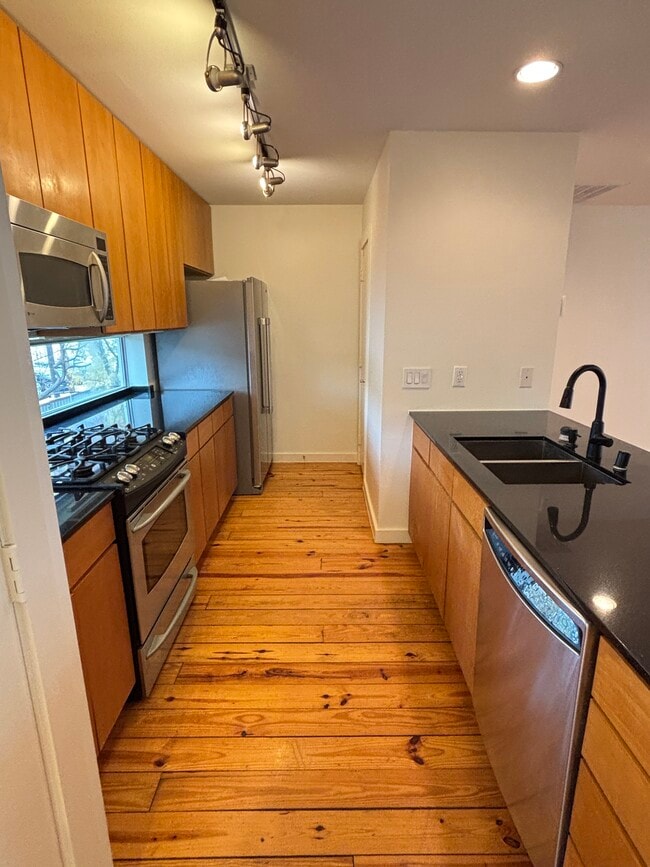 Photo - 4213 Dickason Ave